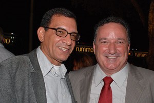 O prefeito de Ilhéus também fez campanha para o deputado estadual Ronaldo Carletto.