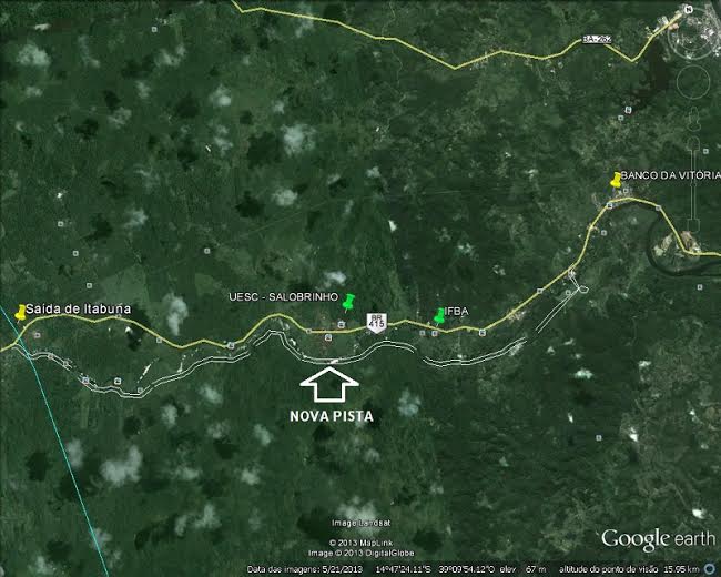 O projeto de duplicação da Rodovia Ilhéus-Itabuna prevê a construção de uma nova pista na margem direita do Rio Cachoeira, com três pontes de interligação com a pista atual.