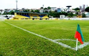 O jogo será a partir das 18 horas, no estádio Mário Pessoa. Foto: Fábio Bonfim.