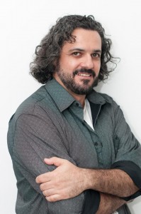 Gustavo é escritor e editor da Mondrongo Livros.