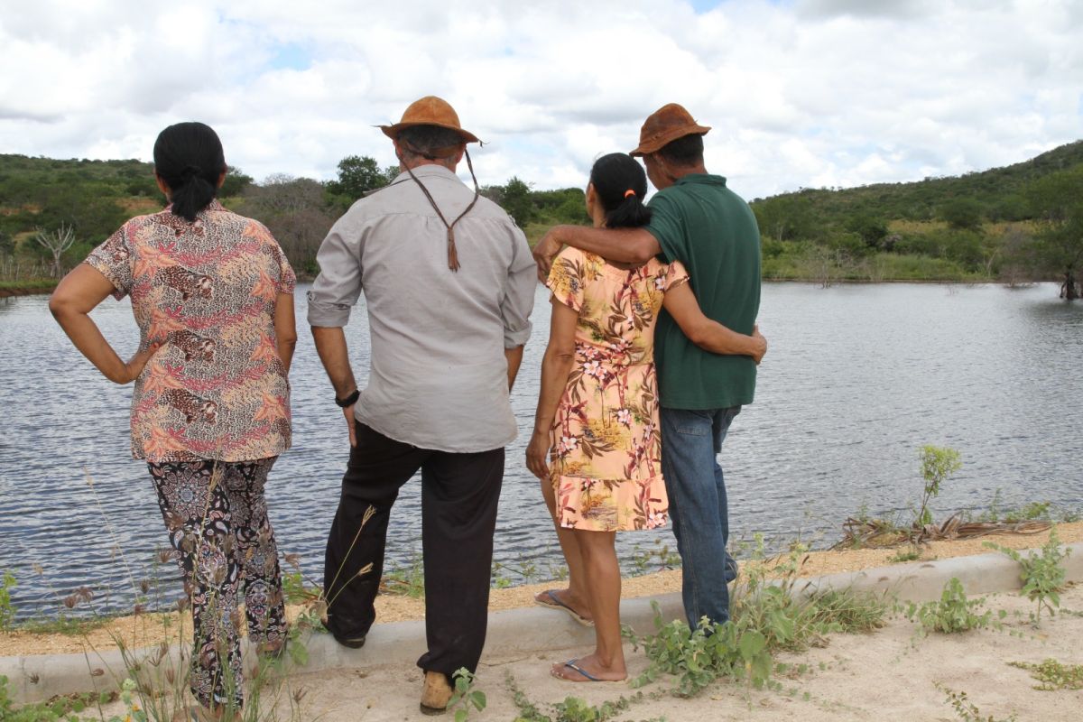 PRORROGADO PRAZO PARA A INSCRIÇÃO NO EDITAL BAHIA SEM FOME: ÁGUA PARA  PRODUÇÃO DE ALIMENTOS E CUIDADO ANIMAL - ILHÉUS 24H :: Porque a notícia não  para.